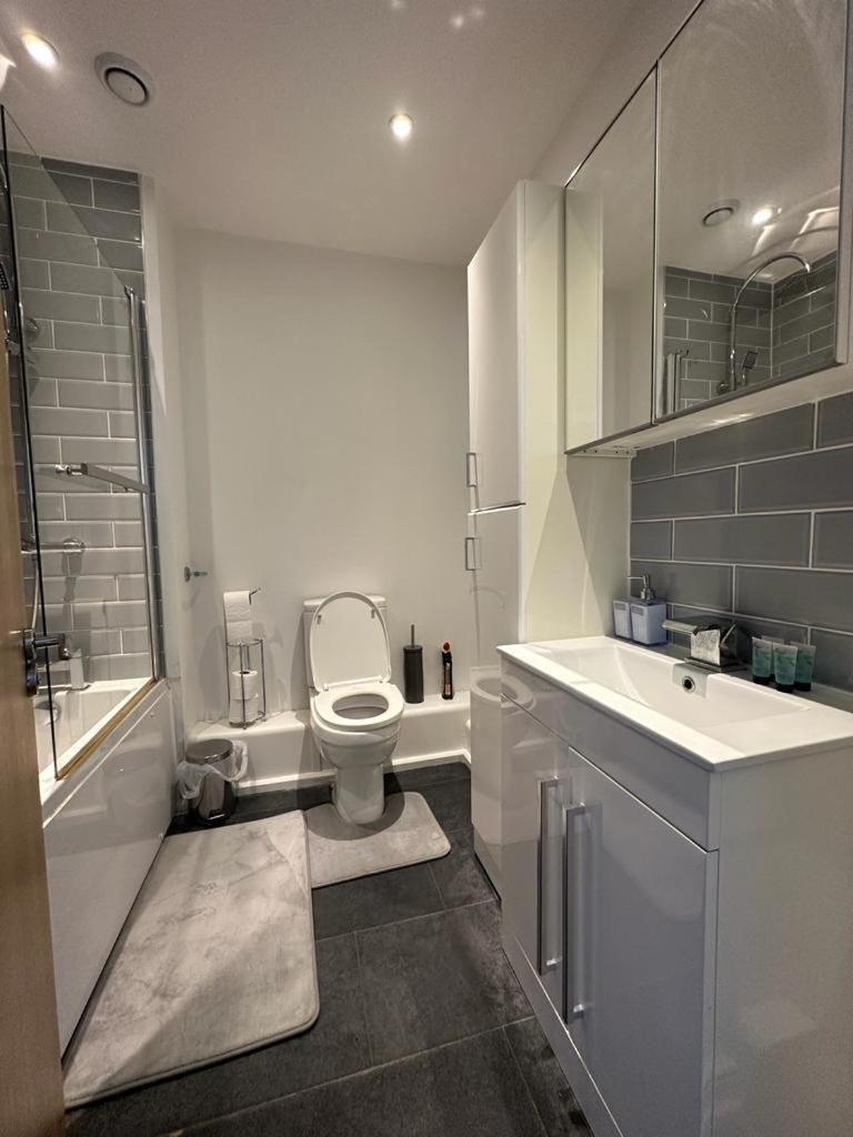 Abba Heights Appartement Londen Buitenkant foto